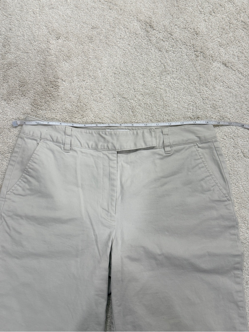 Talbots Women's Flat-Front Khaki Stretch Bermuda Shorts Size 10 - Picture 4 of 10